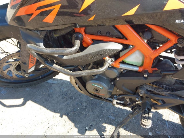 MD2JGJ402RN215194 KTM 390 Adventure