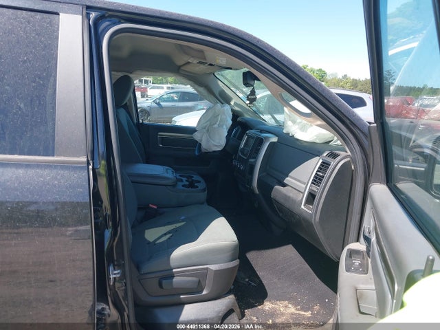 44911368 :رقم المزاد ، 1C6RR7GGXGS165987 vin ، 2016 Ram 1500 Slt مزاد بيع