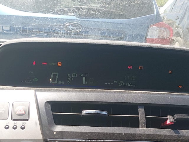 44911374 :رقم المزاد ، JTDZN3EU9GJ044492 vin ، 2016 Toyota Prius V Two مزاد بيع