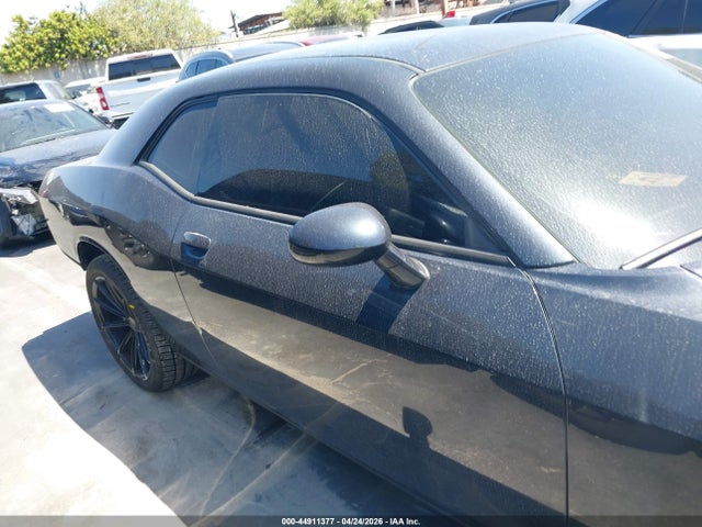 44911377 :رقم المزاد ، 2C3CDZAG7HH569022 vin ، 2017 Dodge Challenger Sxt مزاد بيع