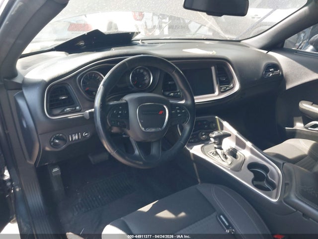 44911377 :رقم المزاد ، 2C3CDZAG7HH569022 vin ، 2017 Dodge Challenger Sxt مزاد بيع