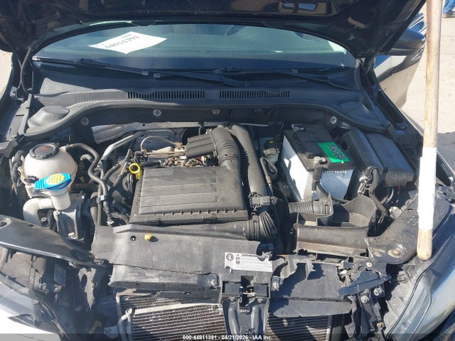 Продажа на аукционе авто 2018 Volkswagen Jetta 1.4t S, vin: 3VW2B7AJ3JM208713, номер лота: 44911391