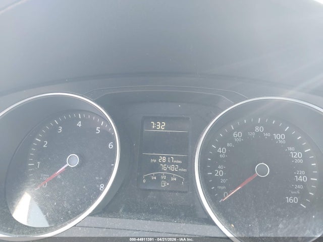 Продажа на аукционе авто 2018 Volkswagen Jetta 1.4t S, vin: 3VW2B7AJ3JM208713, номер лота: 44911391