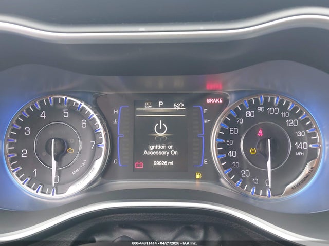 Chrysler 200 LX 2015 1C3CCCFB4FN622423 Image 7