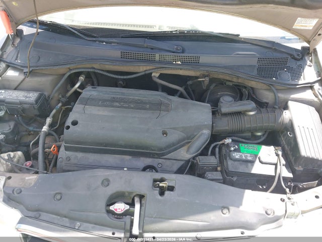 44911421 :رقم المزاد ، 5FNRL18684B101176 vin ، 2004 Honda Odyssey Ex مزاد بيع