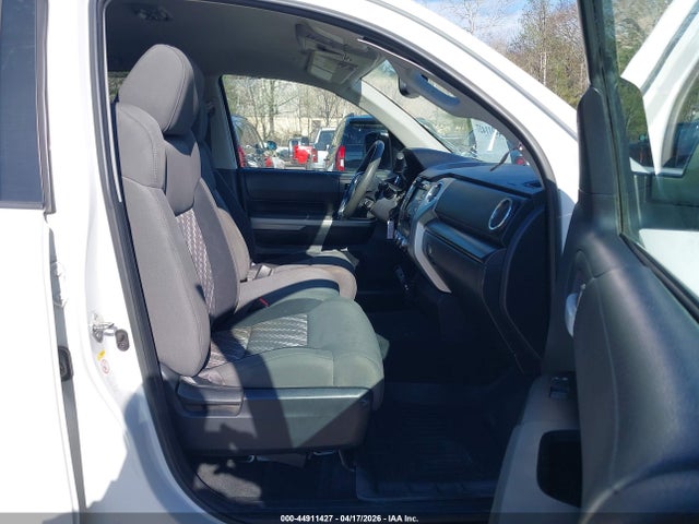 2019 TOYOTA TUNDRA 5TFUM5F17KX080961 Photo 4