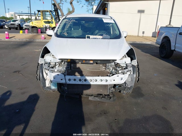 1FMCU0GD0KUB86527 Ford ESCAPE SE