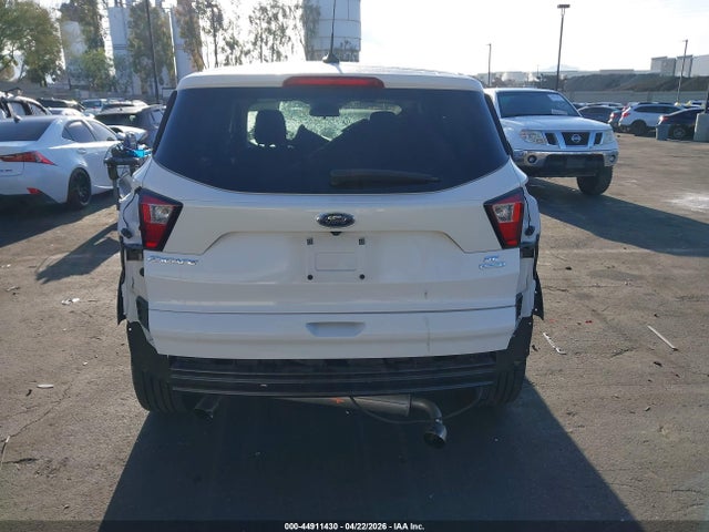 1FMCU0GD0KUB86527 Ford ESCAPE SE