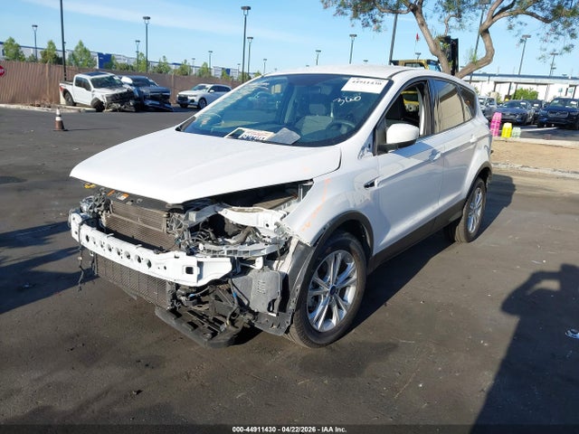 1FMCU0GD0KUB86527 Ford ESCAPE SE