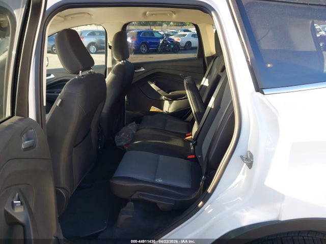 1FMCU0GD0KUB86527 Ford ESCAPE SE