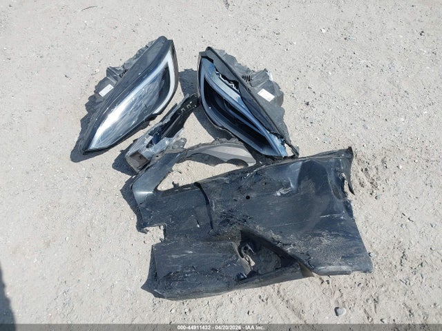 2025 Tesla Model S Plaid მანქანა იყიდება აუქციონზე, vin: 5YJSA1E69SF547216, აუქციონის ნომერი: 44911432