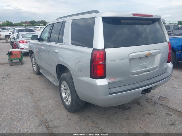2015 CHEVROLET TAHOE 1GNSCBKC2FR302193 Photo 2