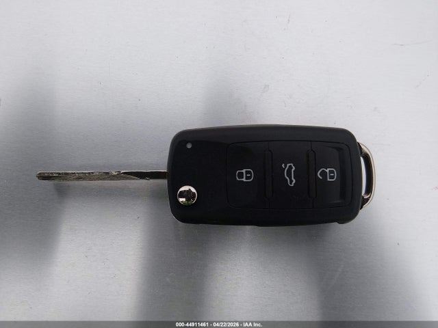 44911461 :رقم المزاد ، 3VW267AJ8GM216822 vin ، 2016 Volkswagen Jetta 1.4t S مزاد بيع