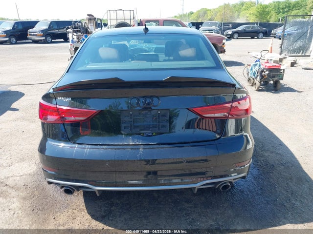 44911469 :رقم المزاد ، WAUJ8GFF4J1043265 vin ، 2018 Audi A3 2.0t Premium/2.0t Tech Premium مزاد بيع