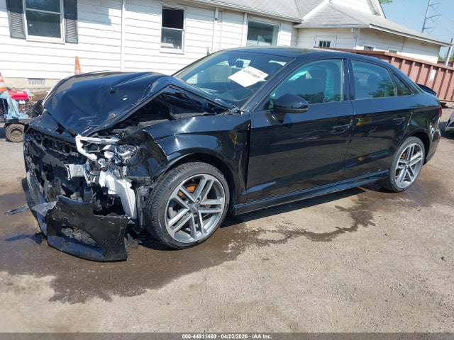 44911469 :رقم المزاد ، WAUJ8GFF4J1043265 vin ، 2018 Audi A3 2.0t Premium/2.0t Tech Premium مزاد بيع