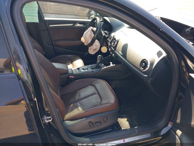 44911469 :رقم المزاد ، WAUJ8GFF4J1043265 vin ، 2018 Audi A3 2.0t Premium/2.0t Tech Premium مزاد بيع
