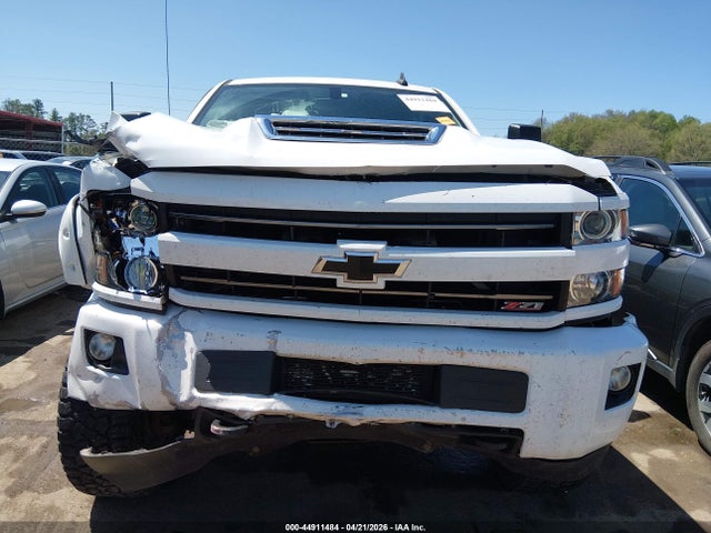 44911484 :رقم المزاد ، 1GC1KVEY8JF246416 vin ، 2018 Chevrolet Silverado 2500hd Lt مزاد بيع