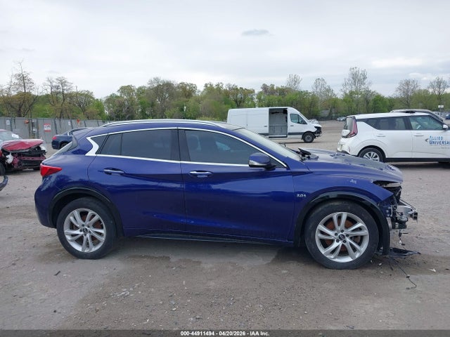 44911494 :رقم المزاد ، SJKCH5CP1JA056713 vin ، 2018 Infiniti Qx30 Premium مزاد بيع