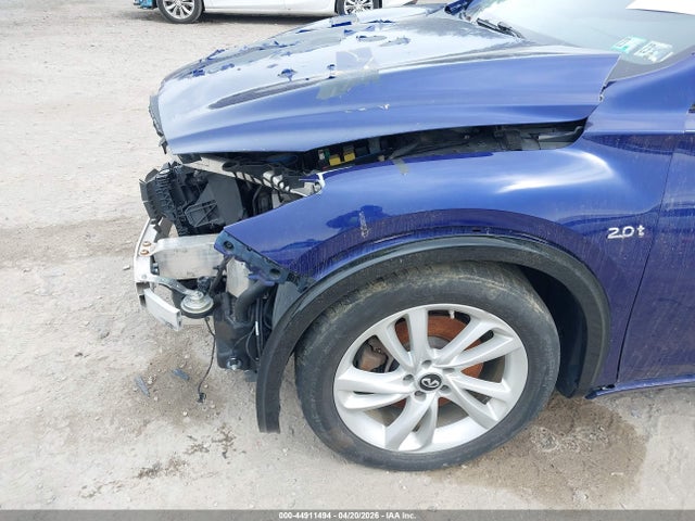 44911494 :رقم المزاد ، SJKCH5CP1JA056713 vin ، 2018 Infiniti Qx30 Premium مزاد بيع