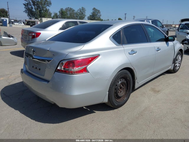 Nissan Altima 2.5 S 2015 1N4AL3AP1FC295308 Image 4
