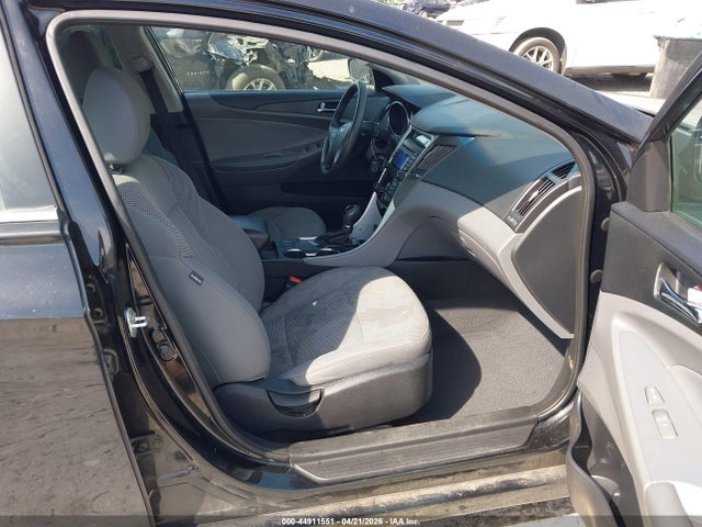 Продажа на аукционе авто 2013 Hyundai Sonata Gls, vin: 5NPEB4AC6DH783365, номер лота: 44911551