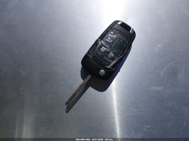 1GNFLFEK9GZ107558 Chevrolet EQUINOX LT