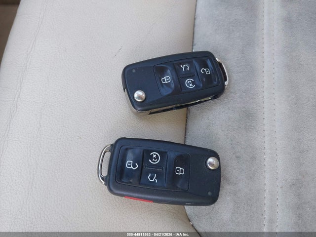 Продаж на аукціоні авто 2012 Volkswagen Passat 2.0l Tdi Sel Premium, vin: 1VWCN7A39CC003222, номер лоту: 44911563