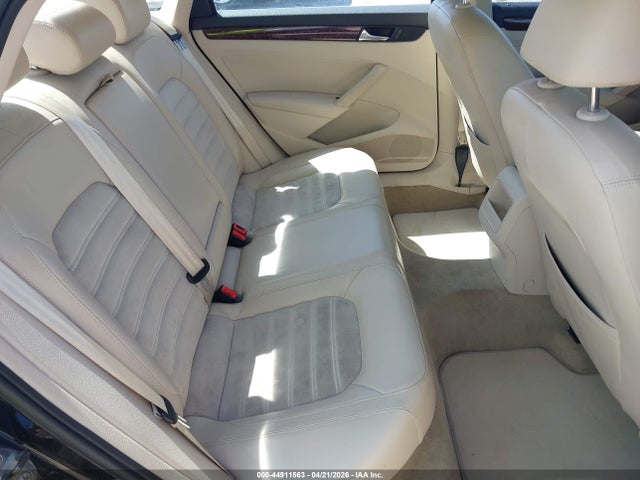 Продаж на аукціоні авто 2012 Volkswagen Passat 2.0l Tdi Sel Premium, vin: 1VWCN7A39CC003222, номер лоту: 44911563