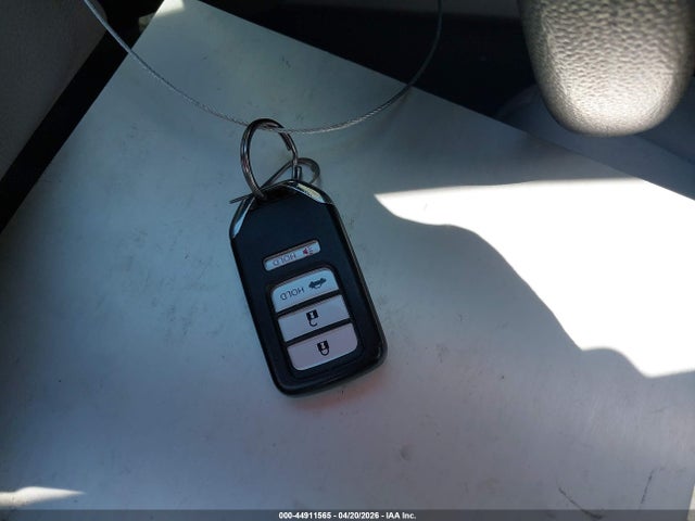 44911565 :رقم المزاد ، 1HGCV1F10LA001945 vin ، 2020 Honda Accord Lx مزاد بيع