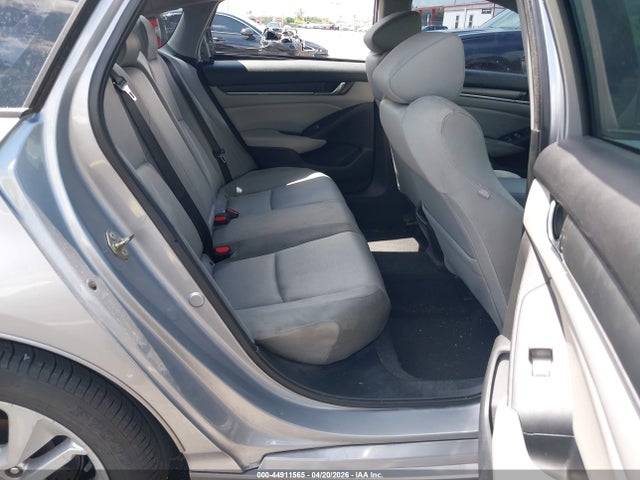 44911565 :رقم المزاد ، 1HGCV1F10LA001945 vin ، 2020 Honda Accord Lx مزاد بيع