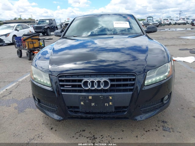 2011 Audi A5 2.0t Premium მანქანა იყიდება აუქციონზე, vin: WAULFAFR2BA060203, აუქციონის ნომერი: 44911576
