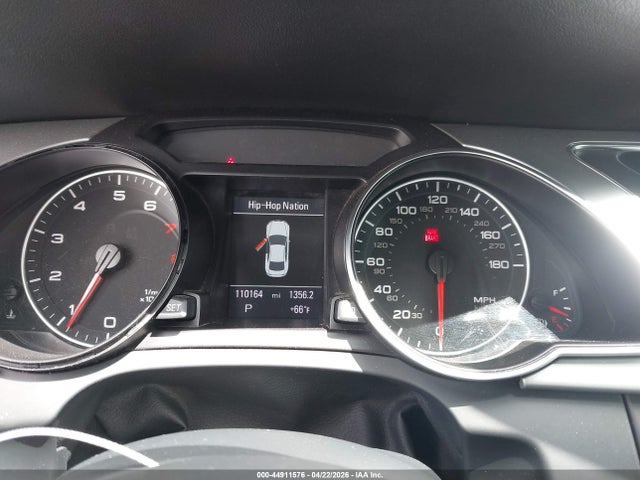 2011 Audi A5 2.0t Premium მანქანა იყიდება აუქციონზე, vin: WAULFAFR2BA060203, აუქციონის ნომერი: 44911576