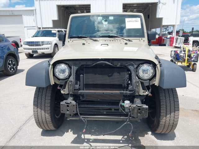 2017 Jeep Wrangler Unlimited Sport 4x4 მანქანა იყიდება აუქციონზე, vin: 1C4BJWDG7HL692008, აუქციონის ნომერი: 44911581