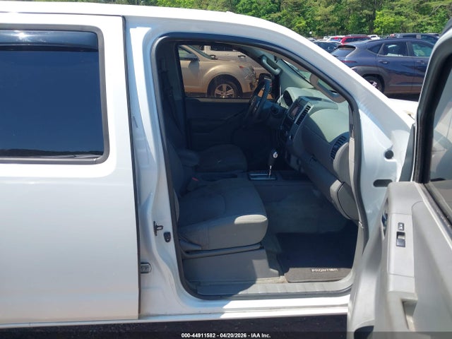 2016 Nissan Frontier Pro-4x/s/sl/sv მანქანა იყიდება აუქციონზე, vin: 1N6AD0EV3GN736860, აუქციონის ნომერი: 44911582