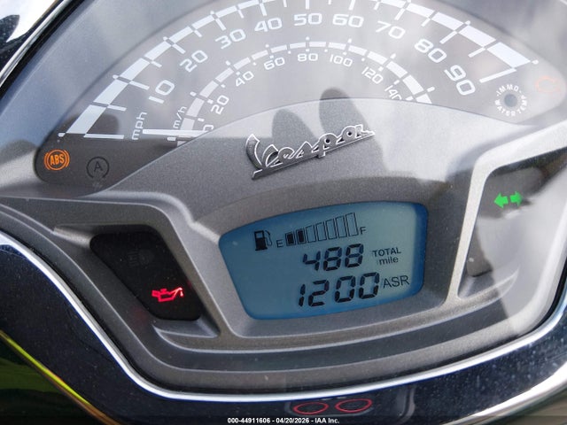 ZAPMA39M1L5300027 Vespa Gts