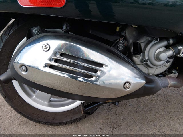 ZAPMA39M1L5300027 Vespa Gts