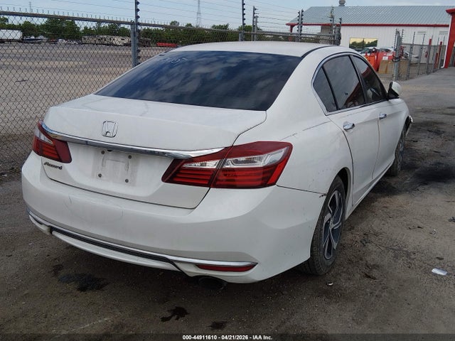 Продажа на аукционе авто 2017 Honda Accord Lx, vin: 1HGCR2F37HA158407, номер лота: 44911610