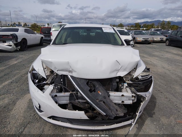 1FAHP2D81HG117394 Ford TAURUS SE