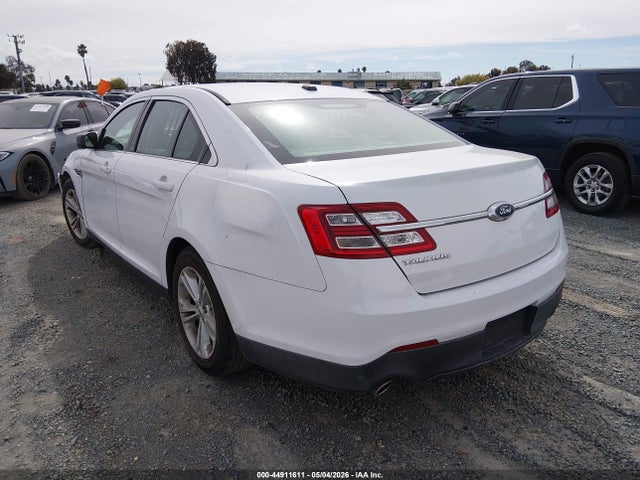 1FAHP2D81HG117394 Ford TAURUS SE