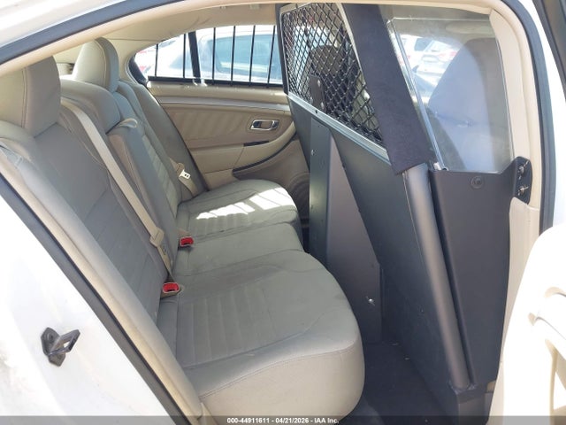 1FAHP2D81HG117394 Ford TAURUS SE