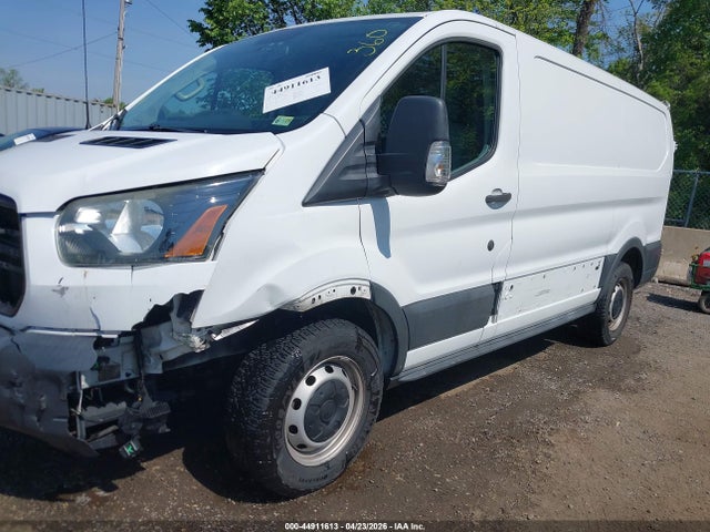 44911613 :رقم المزاد ، 1FTYE1YM6GKB40991 vin ، 2016 Ford Transit-150 مزاد بيع