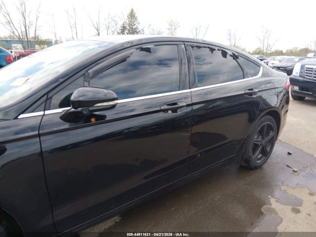 Продаж на аукціоні авто 2016 Ford Fusion Se, vin: 3FA6P0H71GR111664, номер лоту: 44911631