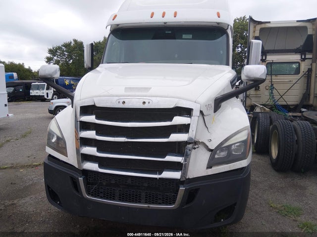 Aukcja sprzedaży 2020 Freightliner New Cascadia 126, vin: 1FUJHHDR1LLKU7205, numer aukcji: 44911640