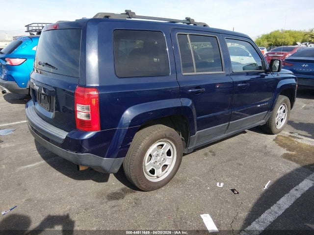 2015 Jeep Patriot Sport მანქანა იყიდება აუქციონზე, vin: 1C4NJPBB8FD313941, აუქციონის ნომერი: 44911649