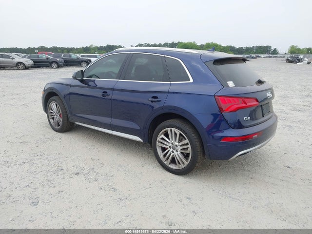 Продажа на аукционе авто 2018 Audi Q5 2.0t Premium/2.0t Tech Premium, vin: WA1BNAFY0J2023503, номер лота: 44911678