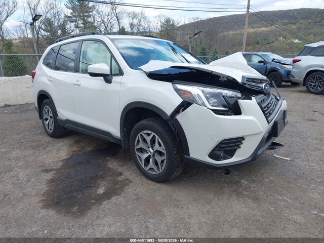 44911693 :رقم المزاد ، JF2SKADC2RH426642 vin ، 2024 Subaru Forester Premium مزاد بيع
