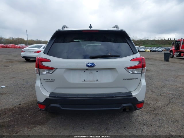 44911693 :رقم المزاد ، JF2SKADC2RH426642 vin ، 2024 Subaru Forester Premium مزاد بيع