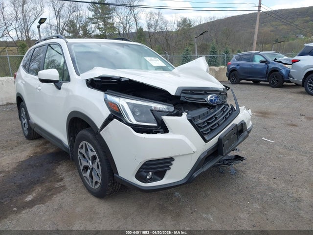 44911693 :رقم المزاد ، JF2SKADC2RH426642 vin ، 2024 Subaru Forester Premium مزاد بيع