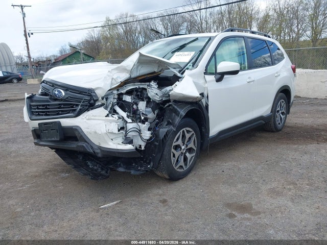 44911693 :رقم المزاد ، JF2SKADC2RH426642 vin ، 2024 Subaru Forester Premium مزاد بيع