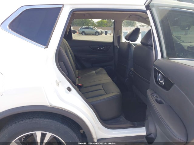 44911720 :رقم المزاد ، 5N1ET2MV4HC829299 vin ، 2017 Nissan Rogue Hybrid Sl مزاد بيع